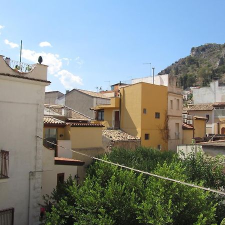 Comeinsicily - Al Teatro Apartment Taormina Luaran gambar